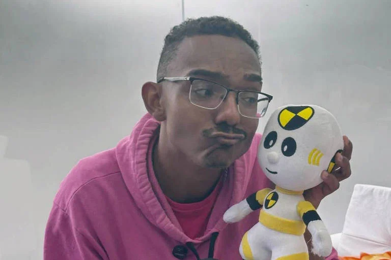 Gabriel Cruz transforma obsessão pelo BBB em profissão e orienta