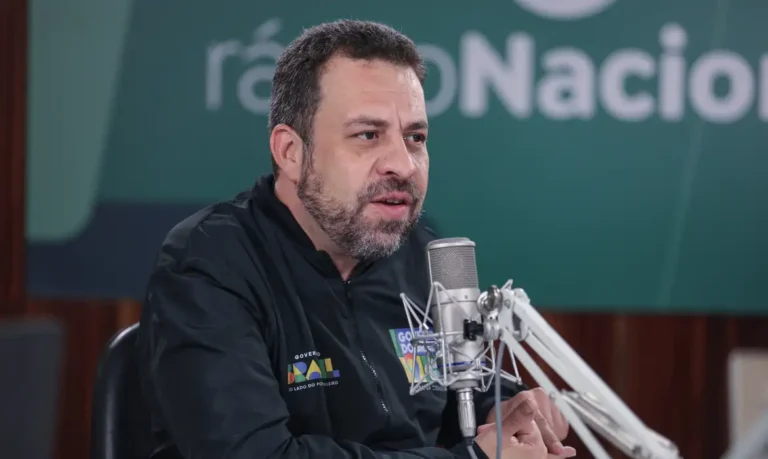 Governo prioriza acabar com a escala 6×1 e reduzir jornada para 40 horas