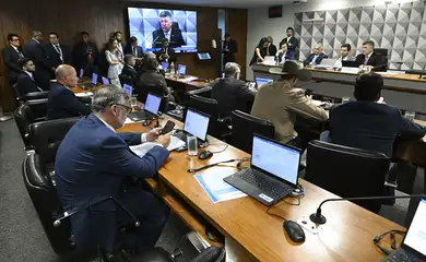 Depoimento na CPMI do INSS é interrompido após empresária passar mal