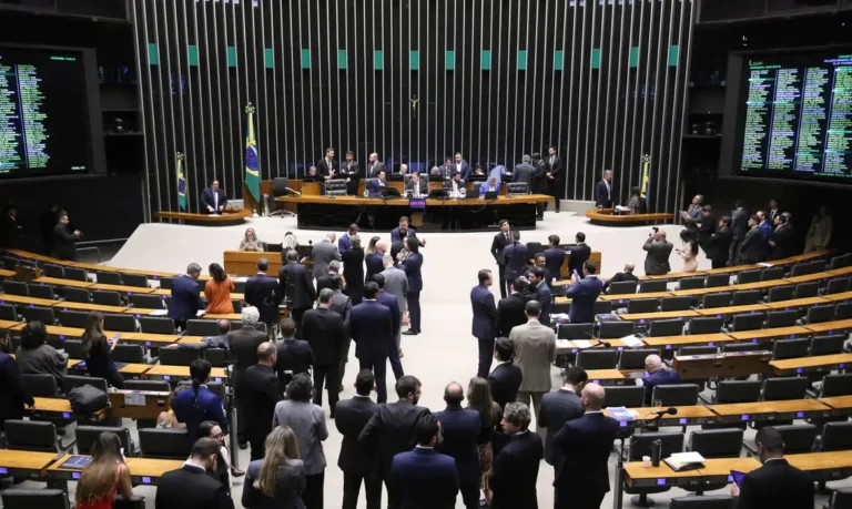 Câmara aprova PL antifacção e define penas mais duras para crime organizado