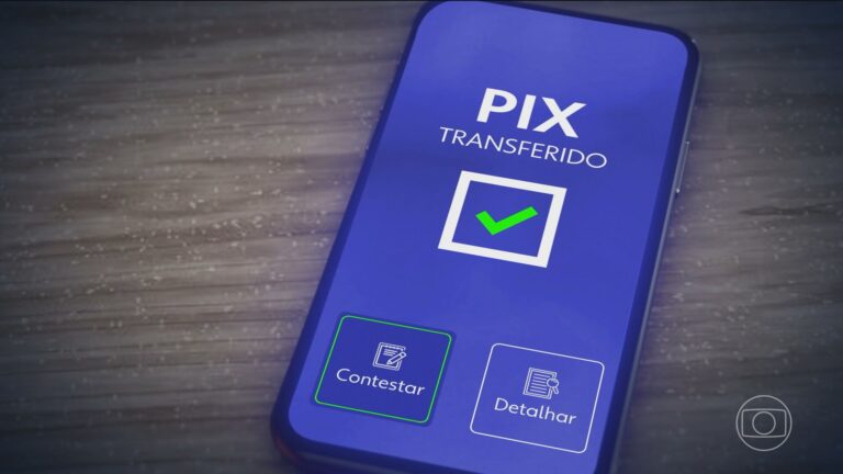 Ilustração de um smartphone com o logo do PIX e símbolos de segurança, representando o rastreamento de dinheiro.