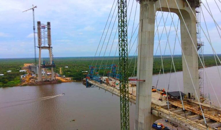 Obras da Ponte Bioceânica podem atrasar para 2027 por falta de recursos no Brasil
