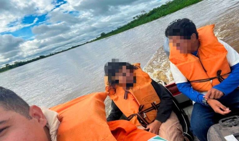 Estudante é resgatada por bombeiros após passar mal em escola no Pantanal