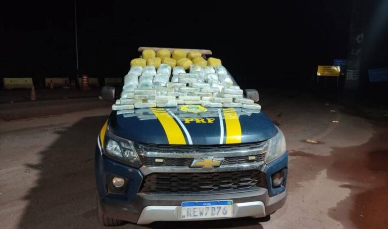 Boliviano é preso com 65 kg de drogas em ônibus na BR-262 em Corumbá