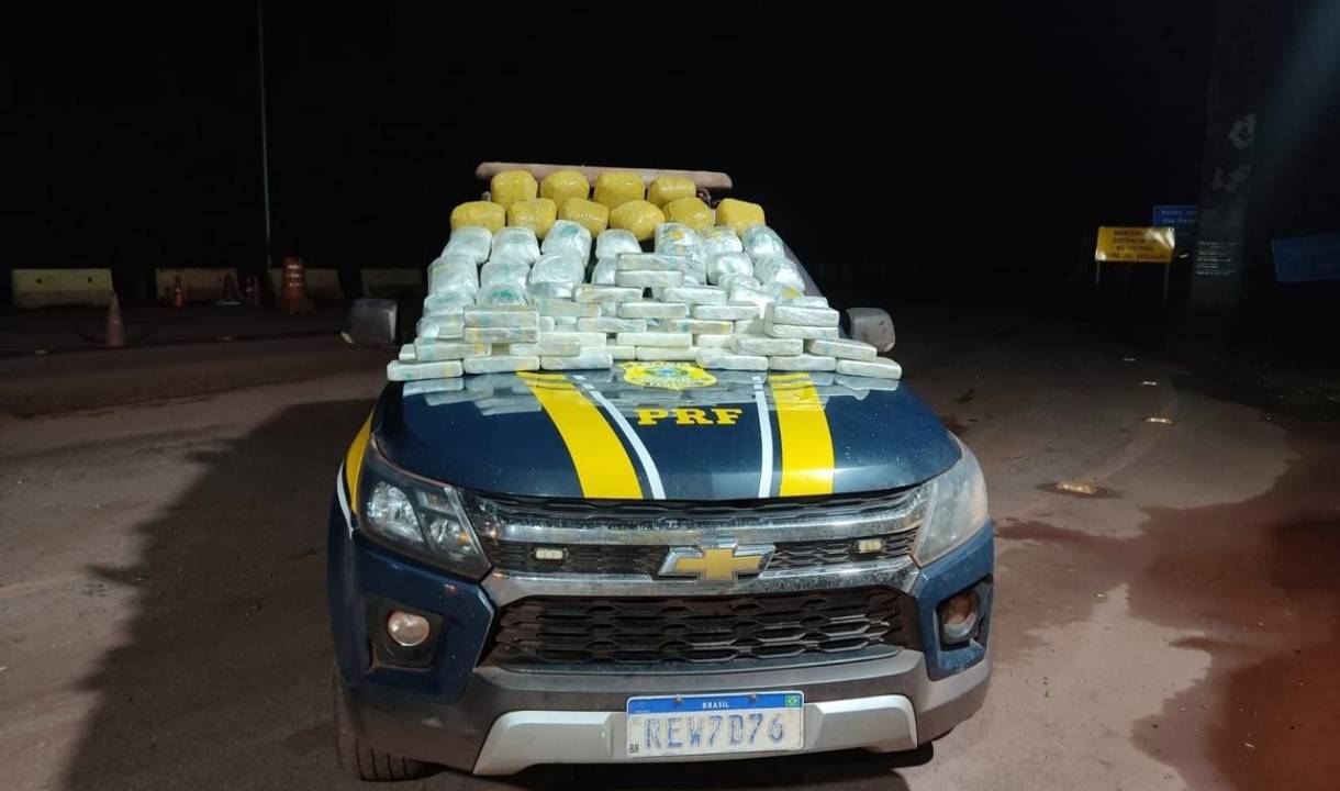 trafico prf apreensão de drogas na BR-262