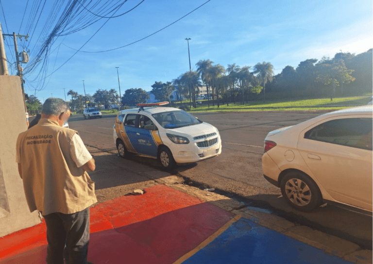 Agetran intensifica ações e combate transporte clandestino na cidade
