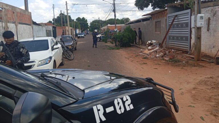 GCM prende três após flagrante de descarte ilegal no Jardim das Hortênsias