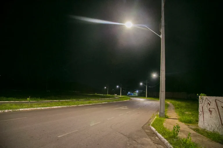 Corumbá anuncia canal digital para solicitar reparos na iluminação pública