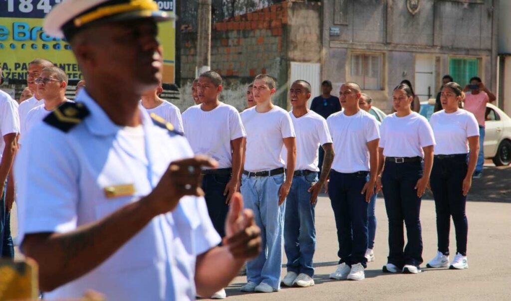 incorporacao marinha2 primeira turma mulheres Marinha 6º Distrito Naval Ladário