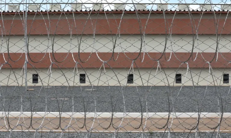 Vorcaro é transferido para Brasília e segue a presídio federal