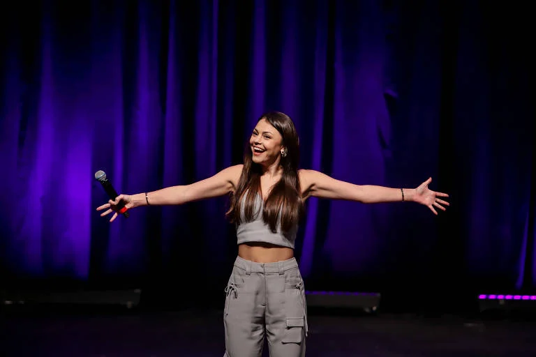Bruna Louise aponta machismo no humor e rebate críticas sobre trajetória