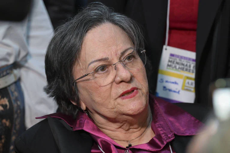 Justiça torna réus ex-marido de Maria da Penha e mais três por ataques virtuais