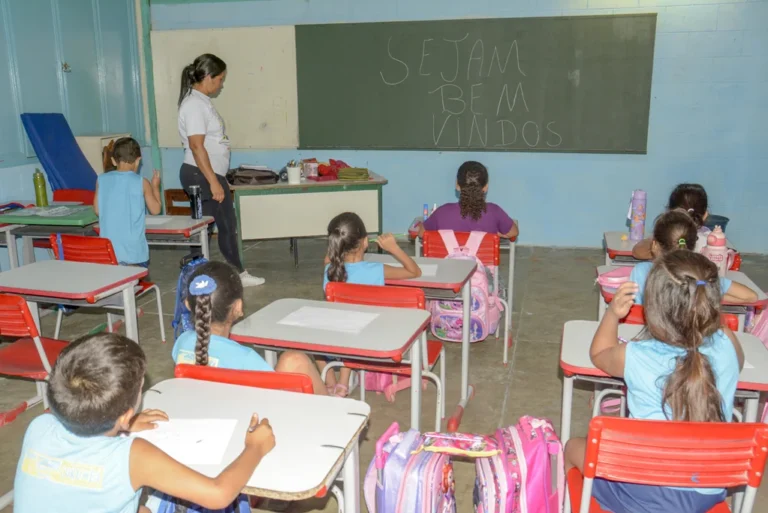 Chamamento convoca professores para a Rede Municipal de Educação de Corumbá