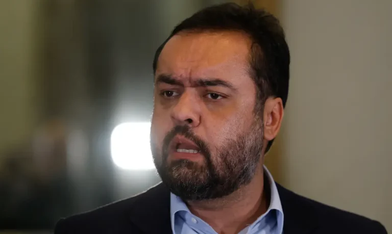 Cláudio Castro renuncia e anuncia pré-candidatura ao Senado pelo Rio