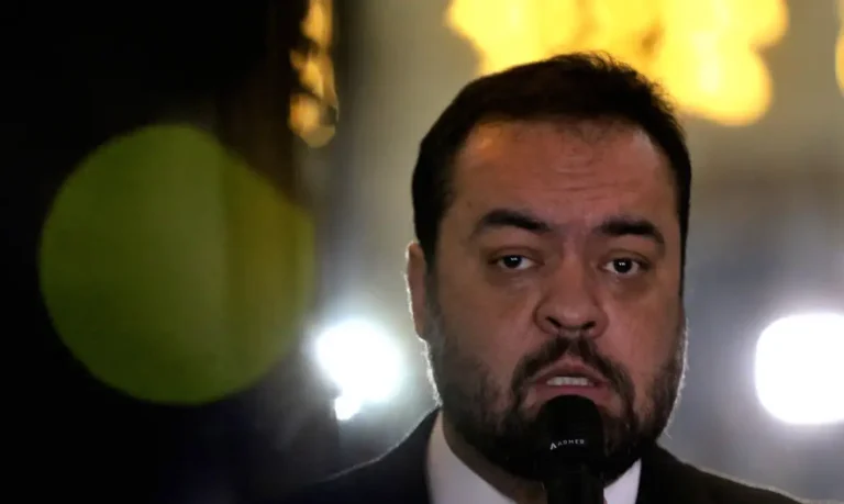 TSE retoma julgamento que pode tornar inelegível o ex-governador Castro