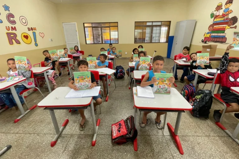 MS Alfabetiza distribui material a 2.869 alunos da REME em Corumbá