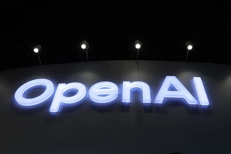 OpenAI suspende projeto de inteligência artificial erótica por tempo indeterminado