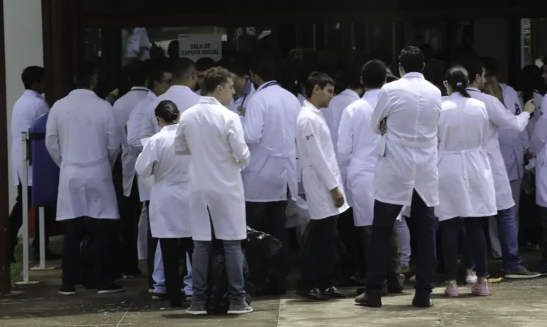 Concurso para área médica é realizado neste domingo nos hospitais universitários