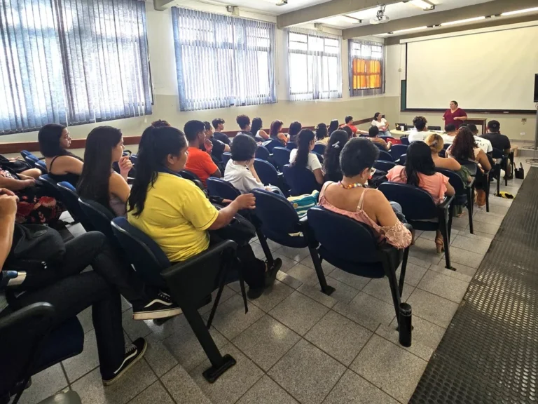 Projeto Literatura Liberta inicia oficinas formativas em clubes de leitura no sistema prisional