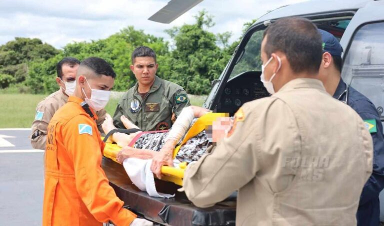 Idosa de 94 anos é resgatada de helicóptero após queda no Pantanal