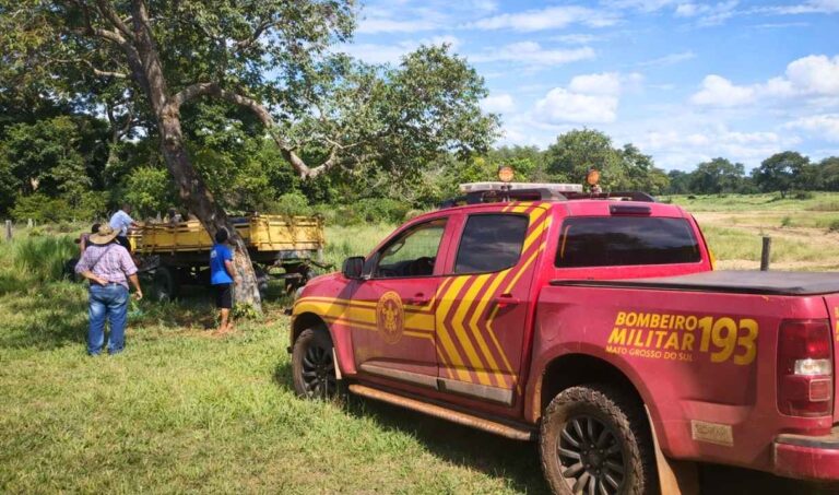 Bombeiros resgatam mulher com dores abdominais na região da Nhecolândia