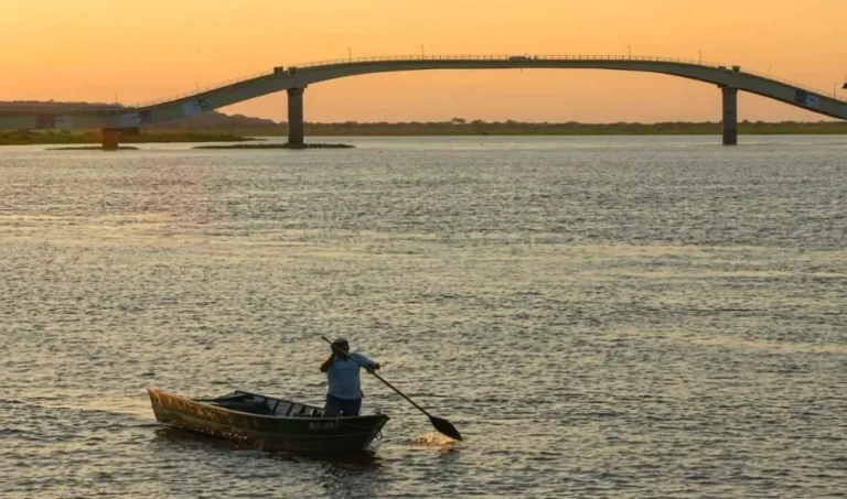 Rio Paraguai atinge 5 metros em Cuiabá em março de 2026, mas níveis seguem baixos em Ladário