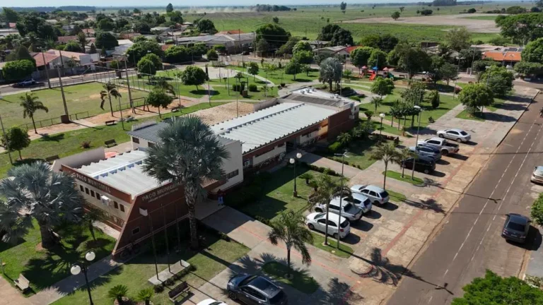 Prefeitura de Taquarussu divulga seleção para professor de inglês com salários de até R$ 3.763