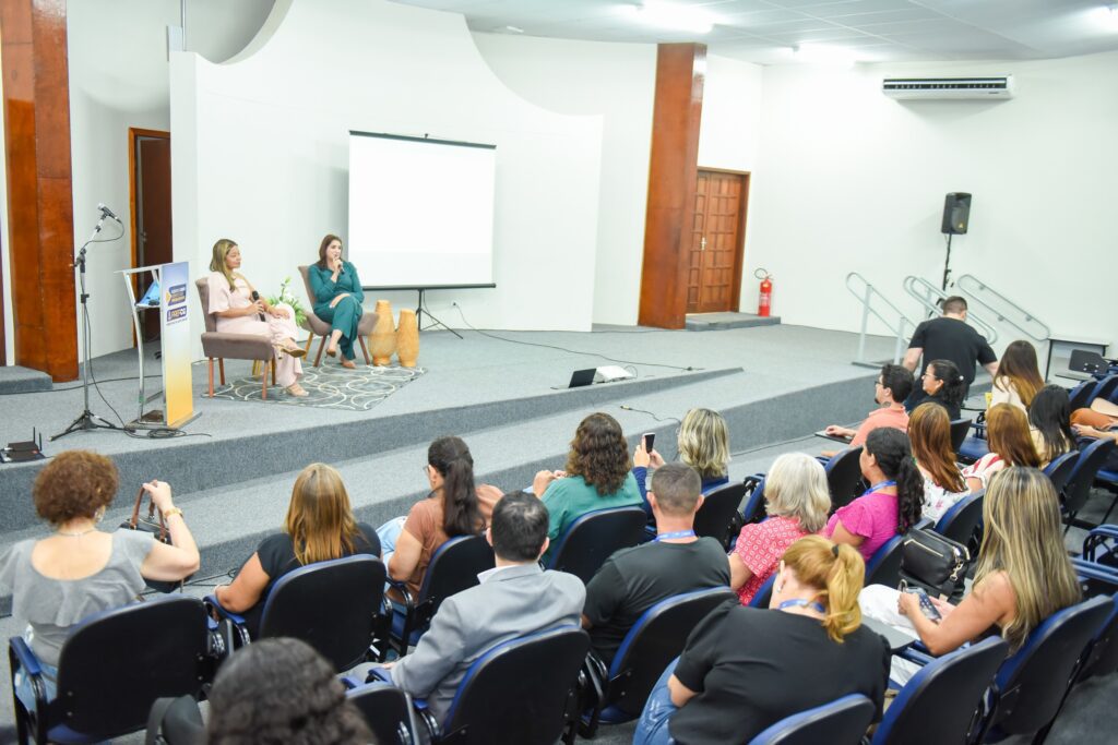 CGM promove palestra sobre saúde mental para servidores