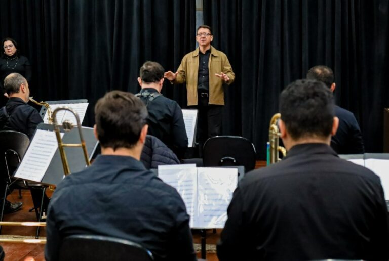 Meio século em harmonia: a história viva da Banda Sinfônica Municipal