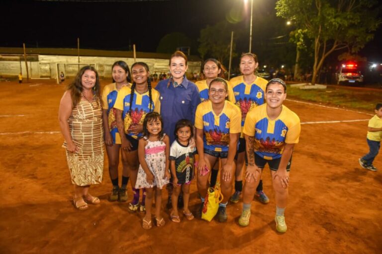 PrefCG entrega iluminação em aldeia e ultrapassa 130 campos iluminados