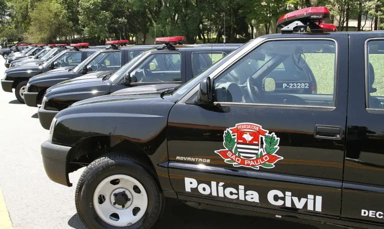 Polícia Civil de SP cumpre mandados contra o PCC em quatro cidades do litoral