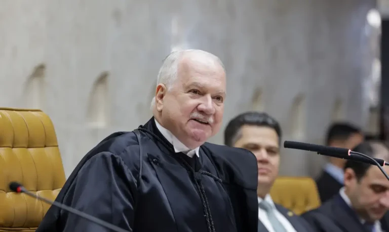 Fachin diz que imprensa é pilar da democracia e deve ser protegida