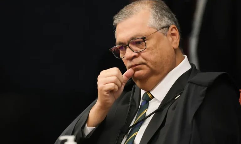STF segue com votos contrários à lei de SC que restringe cotas raciais