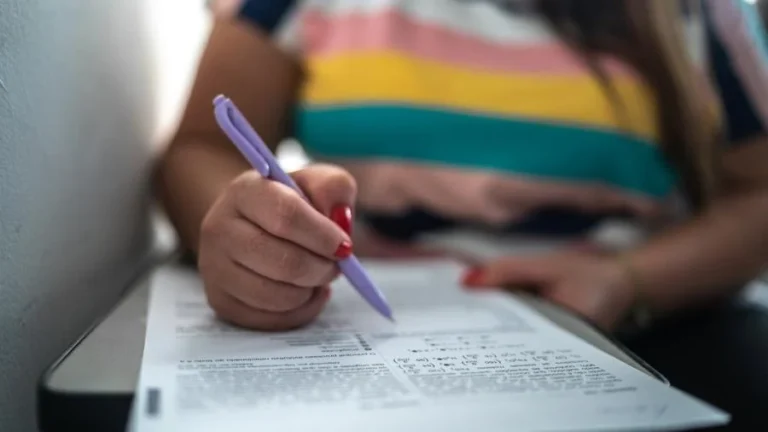 Concursos públicos oferecem mais de 28 mil vagas em diversos órgãos no país