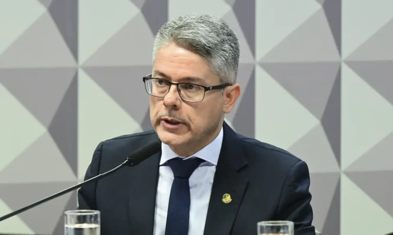 Relatório da CPI recomenda intervenção federal no Rio de Janeiro