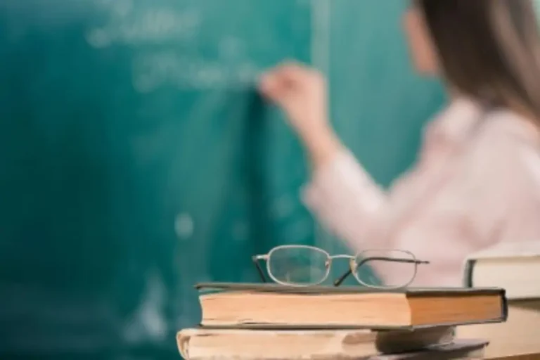 Prefeitura de Selvíria abre seleção para professores temporários com salário de R$ 3,2 mil