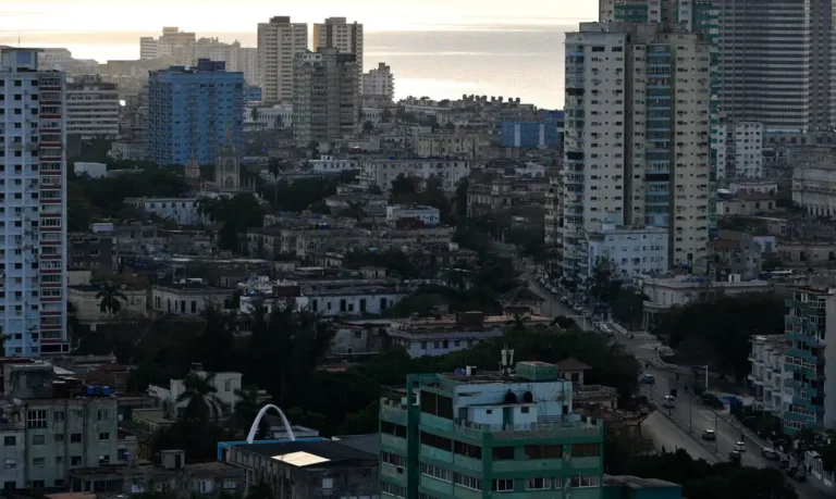 Cuba exige fim do bloqueio energético após encontro em Havana com EUA