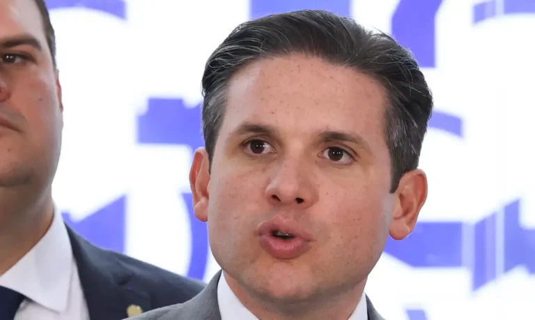 Motta cria comissão para analisar redução da escala 6×1 na Câmara