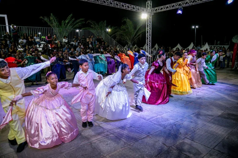 Corumbá em Dança reúne talentos locais em espetáculo na Praça da Nova Corumbá