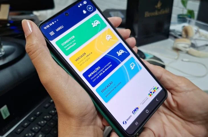 Golpe usa renovação automática da CNH para extorquir motoristas