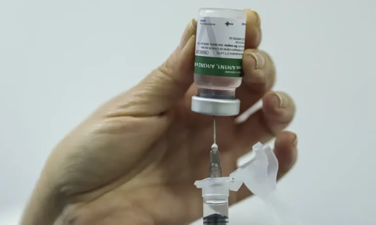Gripe registra avanço da variante K e aumento do VSR, alerta a Opas