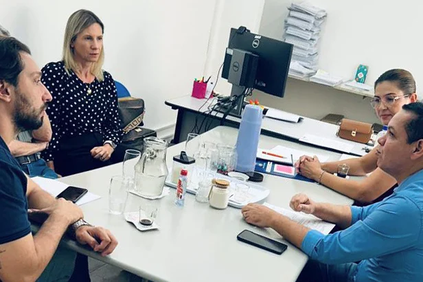 Procon de Corumbá busca soluções para quedas de energia com Aneel e Agems