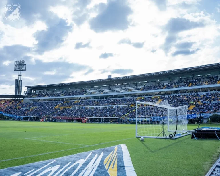 Estádio El Campín durante partida da Copa Sul-Americana entre Millonarios e São Paulo