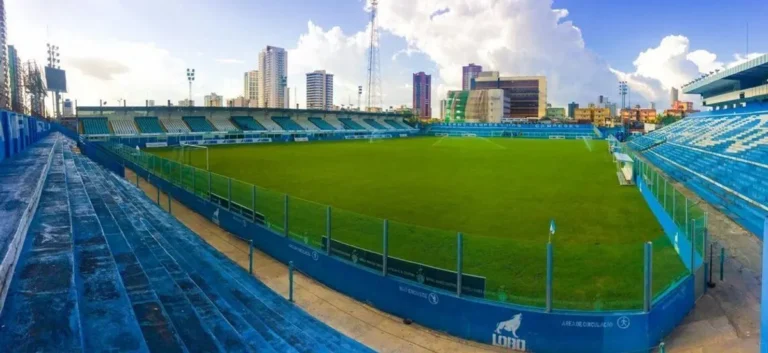 Estádio Banpará Baenão durante a partida entre Remo e Cruzeiro pelo Brasileirão