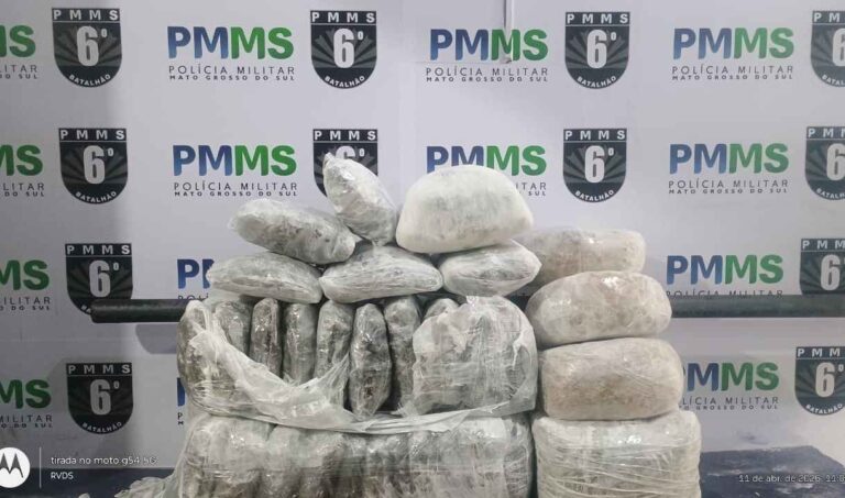 Polícia Militar prende mulher com 21 kg de maconha na rodoviária de Corumbá