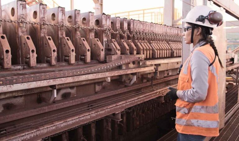 Mineradora abre mutirão com contratação imediata em Corumbá
