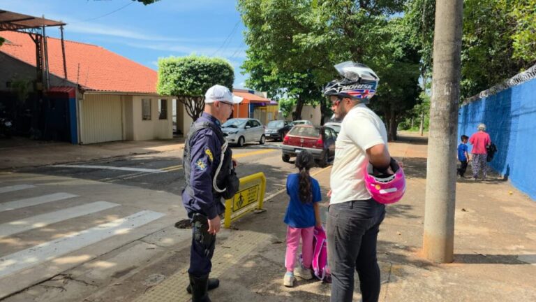 Agetran promove ação educativa de trânsito em escola da Capital