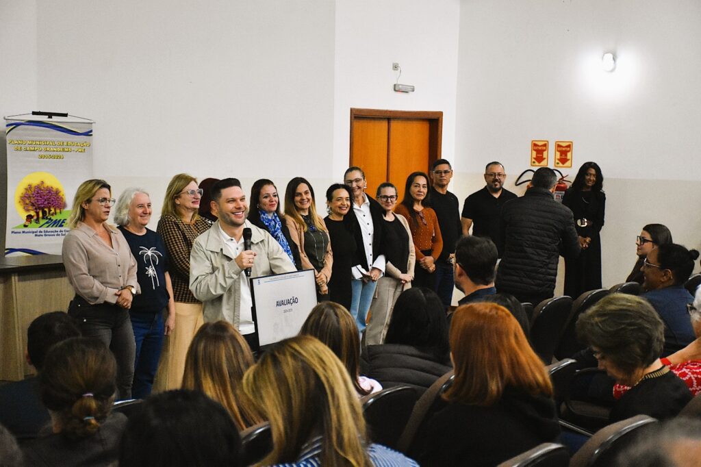Audiência do PME aprova relatório de metas educacionais do município