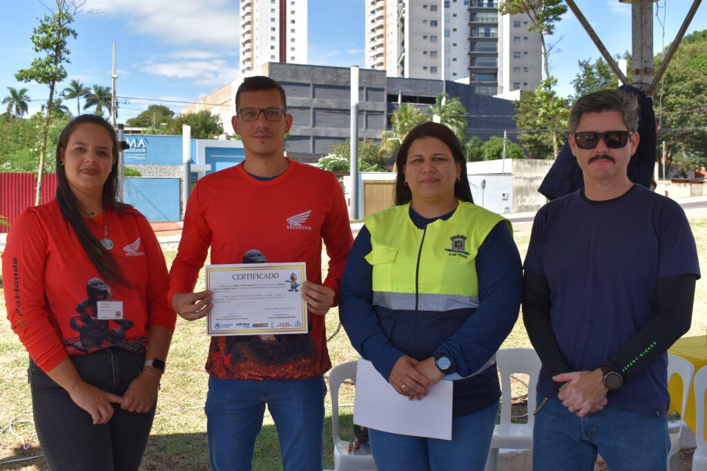 Curso de pilotagem segura integra ações do Maio Amarelo