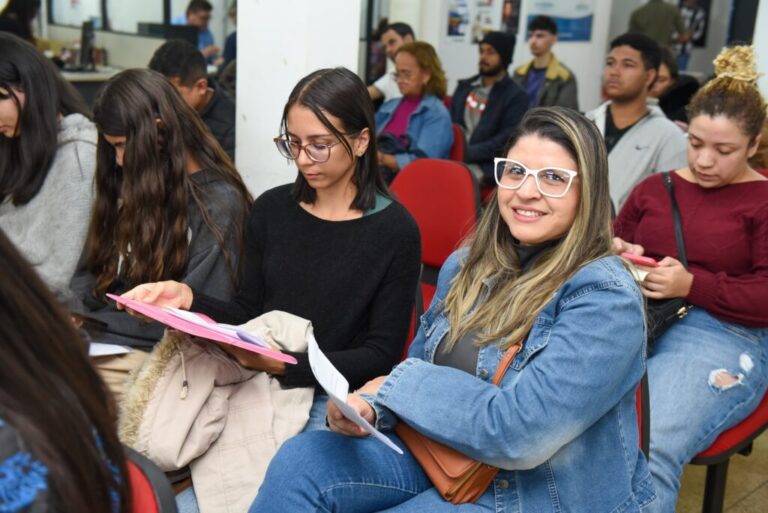 Emprega CG realiza 154 encaminhamentos durante feirão na Funsat 
